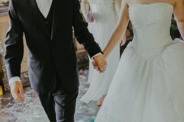 Dream About Marrying Someone You Don't Love (Meaning & Symbolism)
